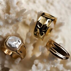 Aretes de Oro Rosa 14K con Zafiros Azules