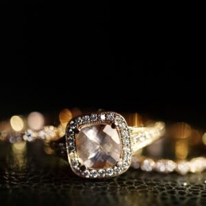 Anillo de Compromiso Oro Blanco 18K con Diamante